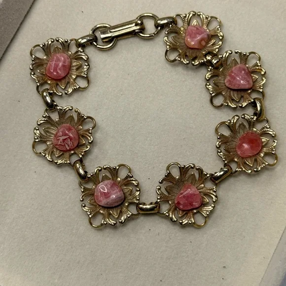 Vintage Gold Floral Link Bracelet with Pink Coral Stone Accents 6.5” - Picture 3 of 5